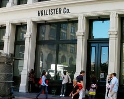 hollister coupons
