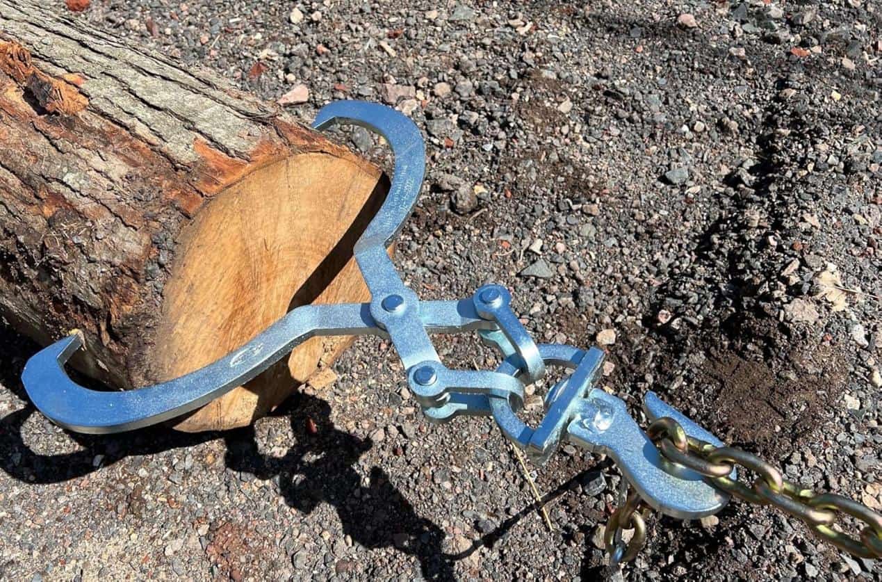 LogRite 16 Swivel Skidding Tongs