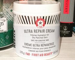 Free First Aid Beauty Repair Cream Product